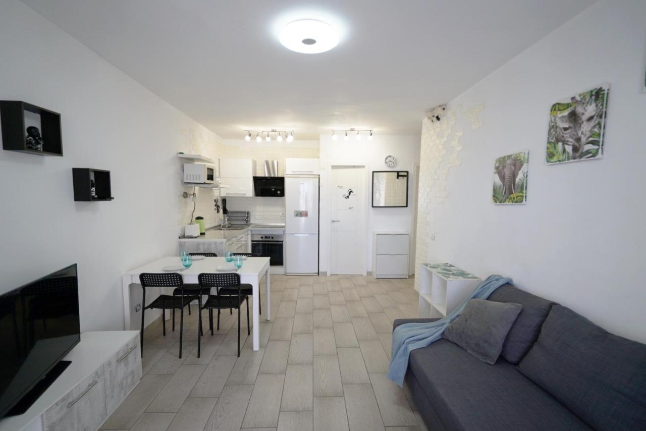 Apartment In Ocean Park, Costa Adeje, Tenerife Exterior photo